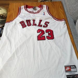 Chicago Bulls Michael Jordan rookie jersey
